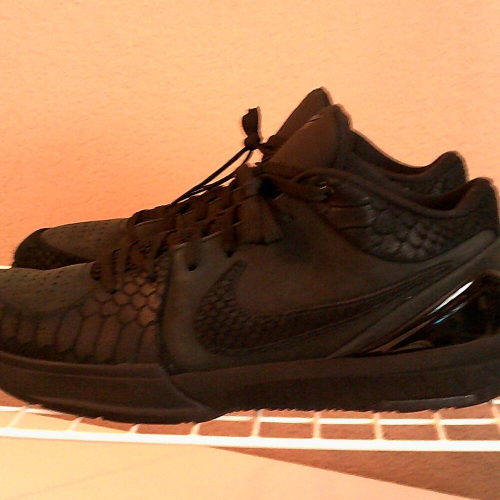 NIKE KOBE 4 PROTRO "Gift of Mamba " MEN'S BLACK BASKETBALL SHOES 12 FQ3544-001
